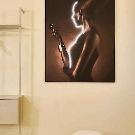 Tiare' فندق مبيت وإفطار